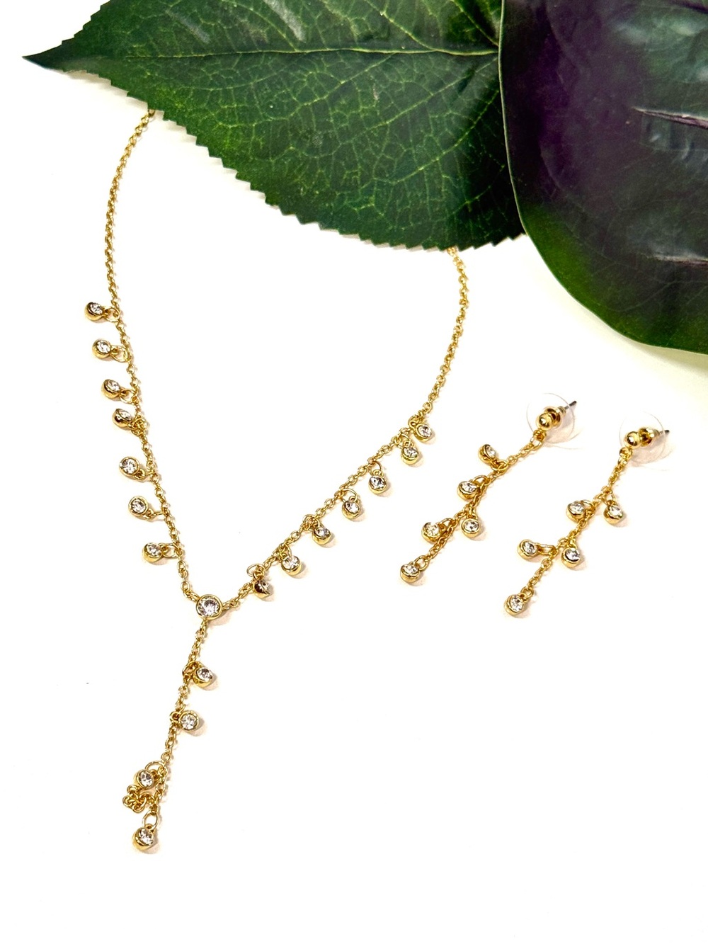 Chloe & Theodora Gold Crystal Waterfall Lariat Necklace Earrings Set NWT